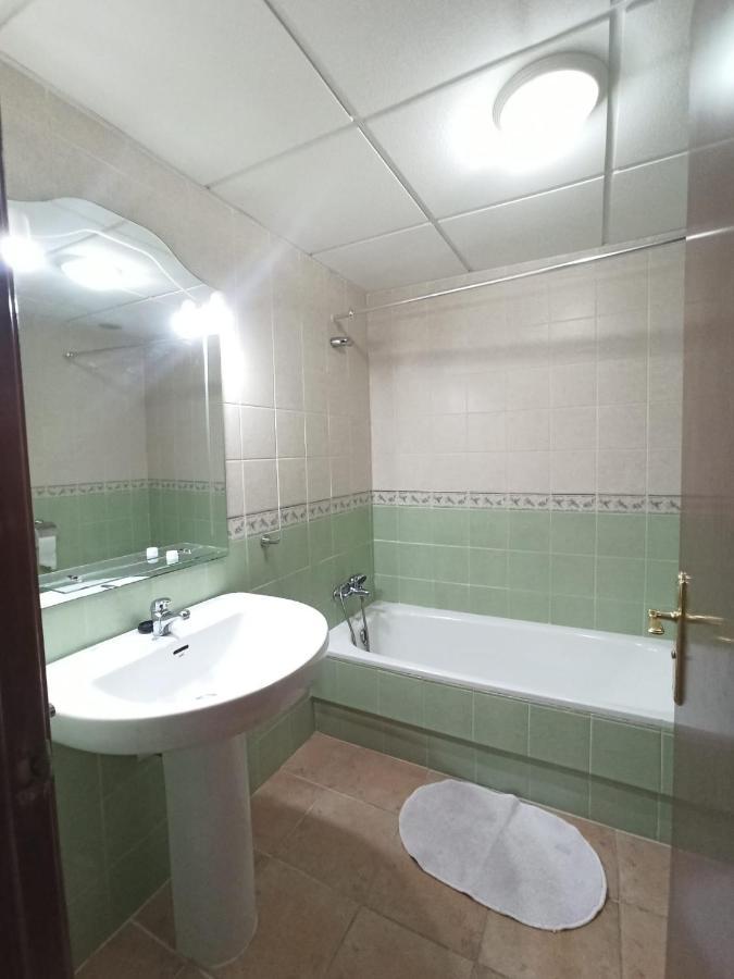 Apartamento Cercano A Campo De Golf En Costa Esuri 아야몬테 외부 사진